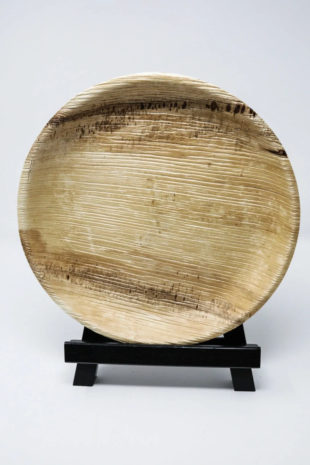 10-inch Round Palm Leaf Plate. 200 Count