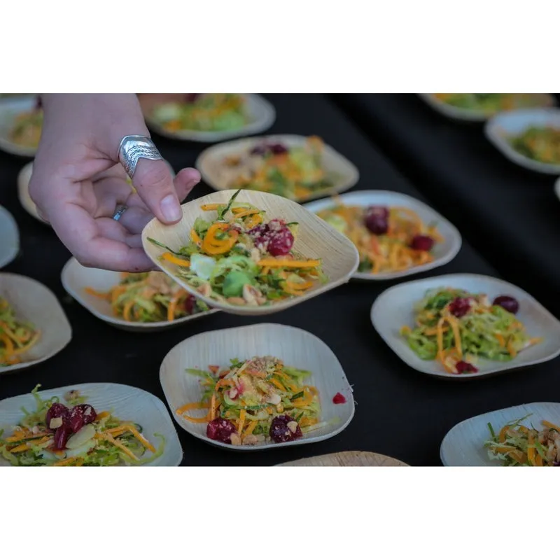 4 X 4 SQUARE PALM LEAF PLATES - 600 Counts