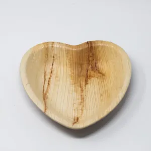 6 Heart Shape Palm Leaf Plate. 450 Count