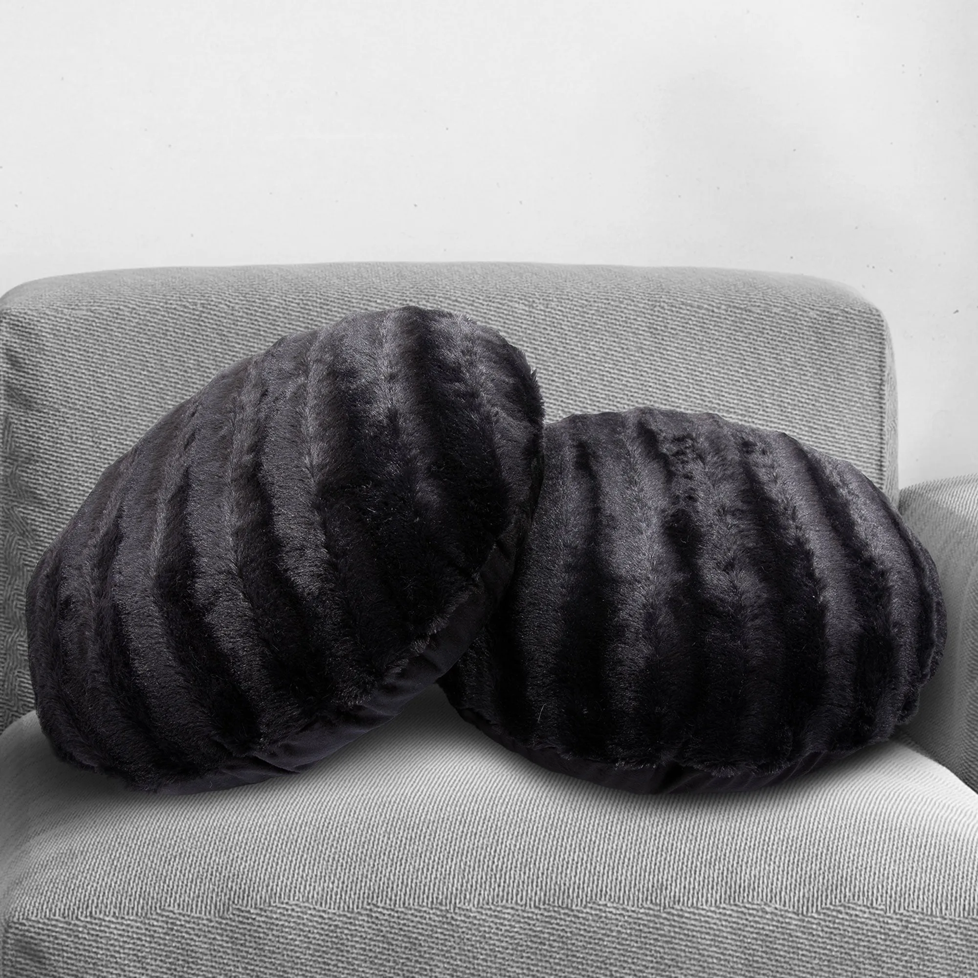 Cheer Collection 18 Ultra Soft Round Throw Pillows for Couch. Room Decor Aesthetic with Inserts - Ultra Soft Set of 2