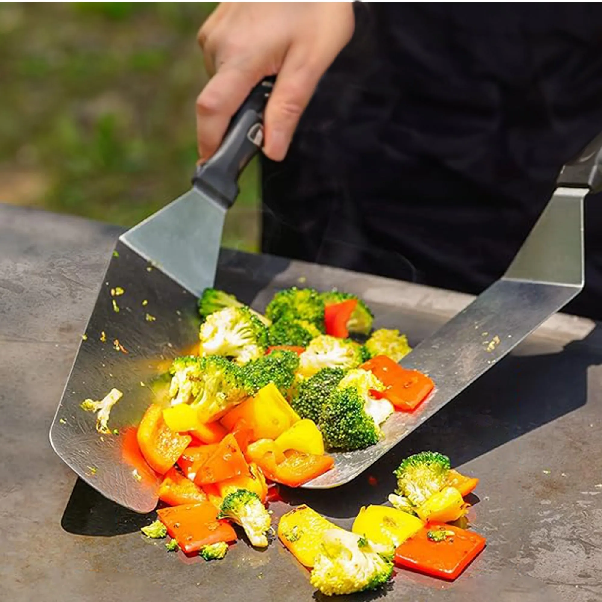 Cheer Collection 5-Piece Stainless Steel Griddle Set  Spatulas. Scraper. and Squeeze Bottles for BBQ. Grill. and Kitchen Cooking
