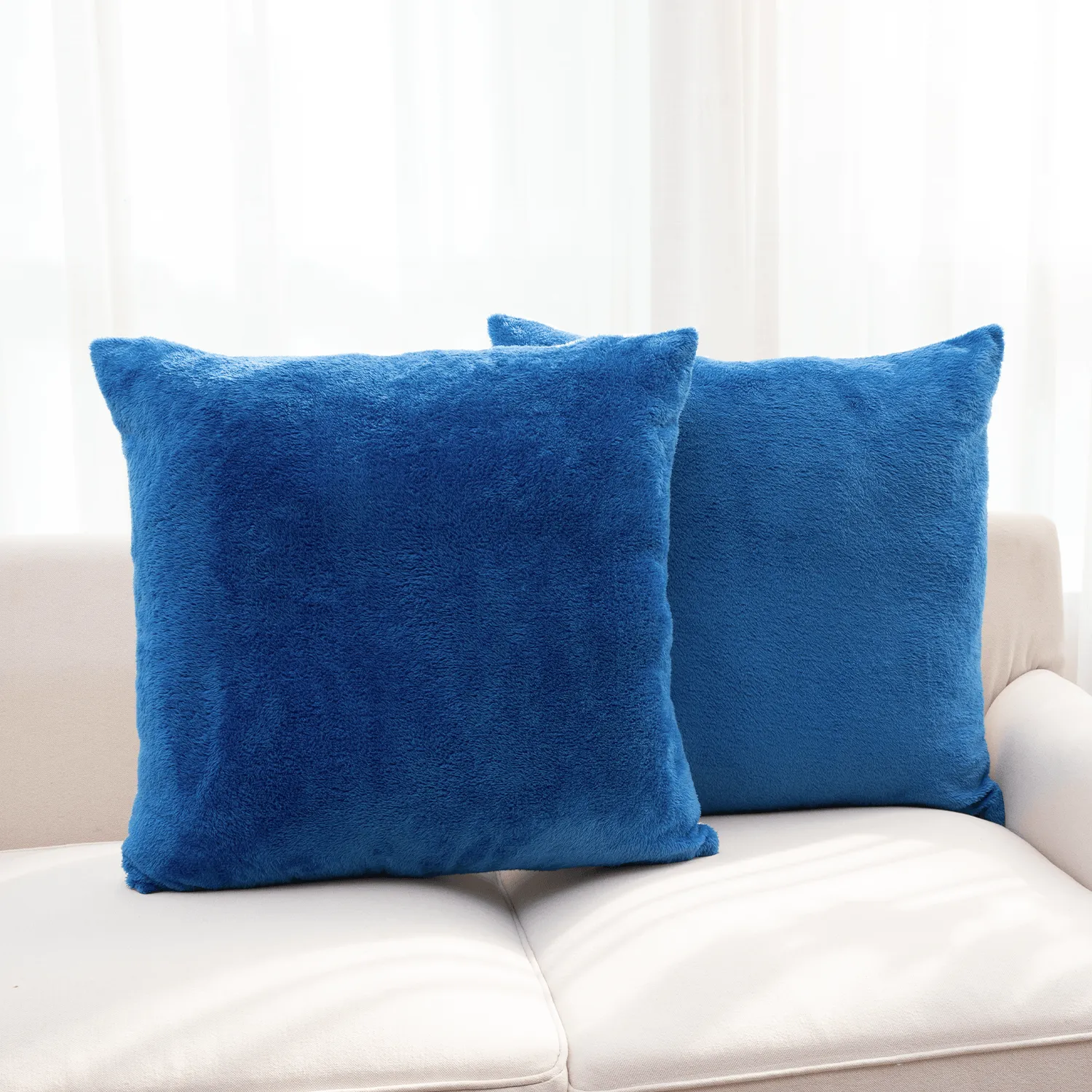 Cheer Collection Microsherpa Throw Pillow - Ultra Soft and Fluffy. Elegant Home Decor. Velvet Stylish Accent Pillows - 18 x 18 - Set of 2