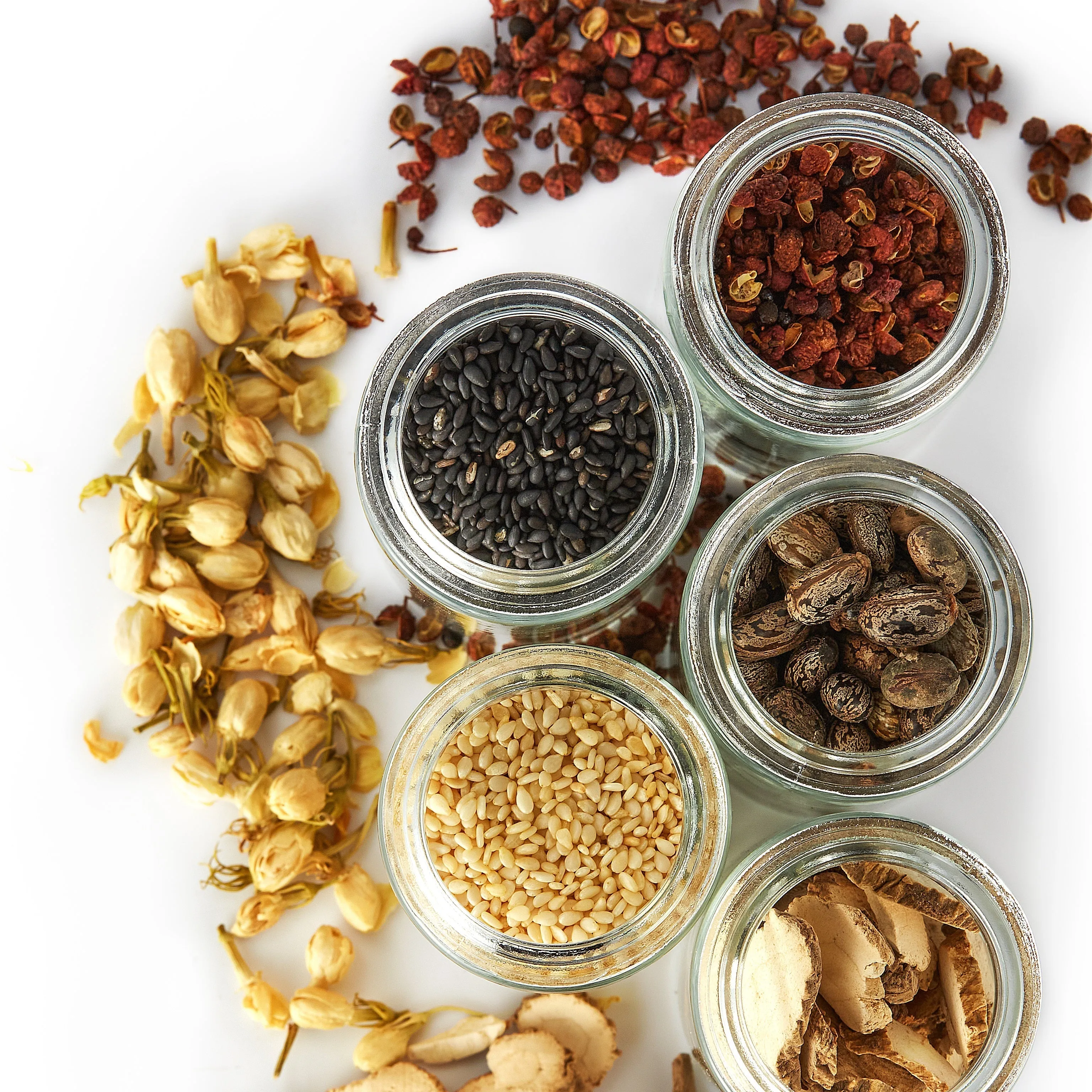 Cheer Collection Rotating Spice Rack for Countertop with 12 Jars. Stainless Steel Revolving Storage Organizer for Spices and Seasonings. plus Dry Erase Marker and 48 Reusable Labels
