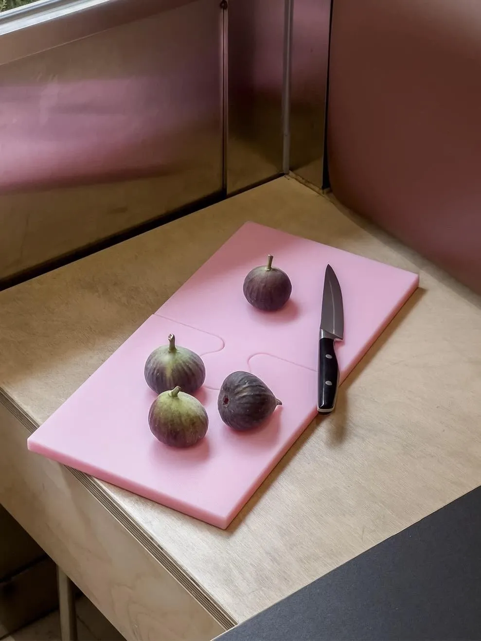 Dopamine Puzzle Cutting Board. Detachable Mould-Proof Serving Board