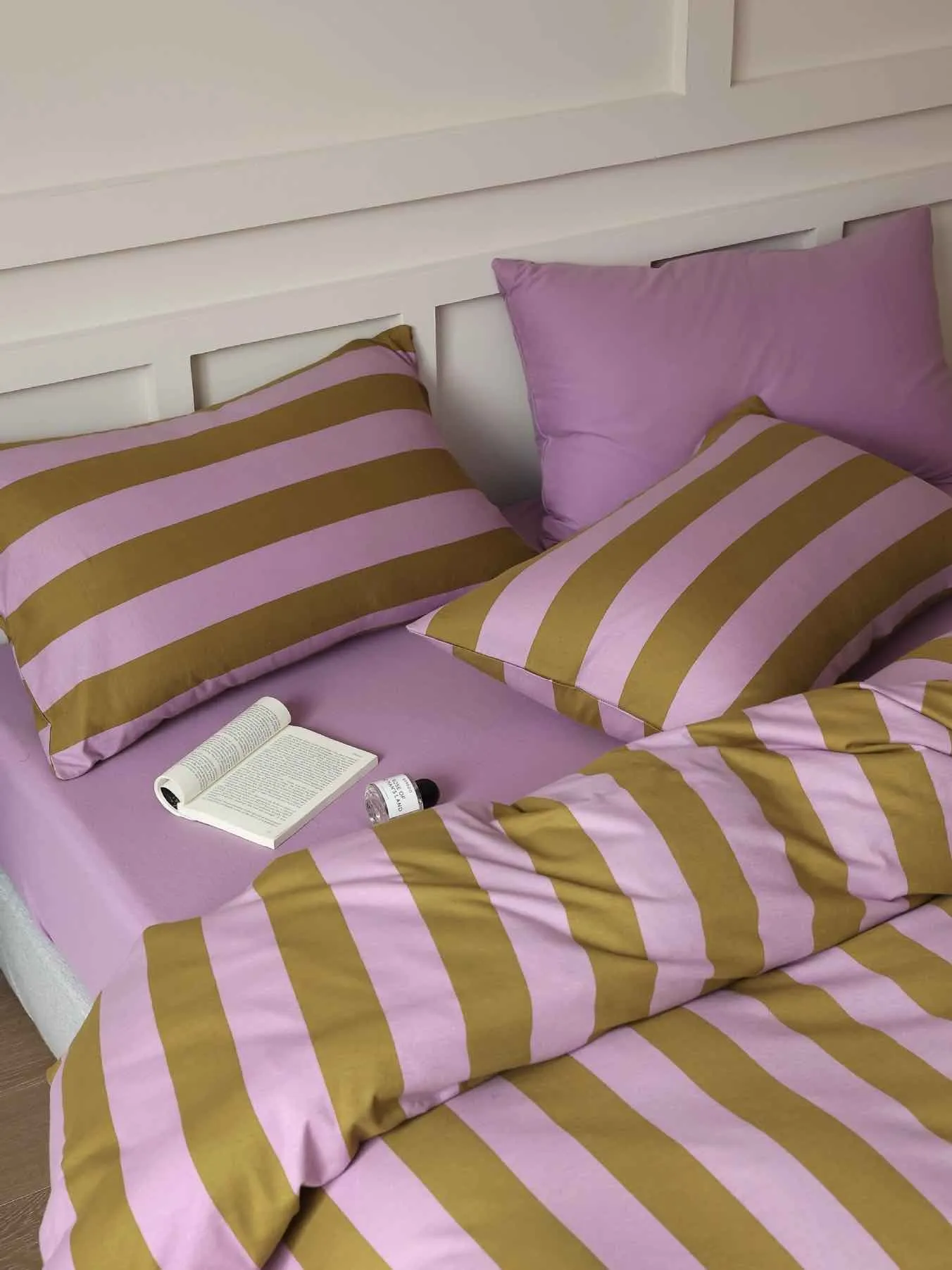 Dopamine Stripe Duvet Set With Pillowcases & Fitted Sheet