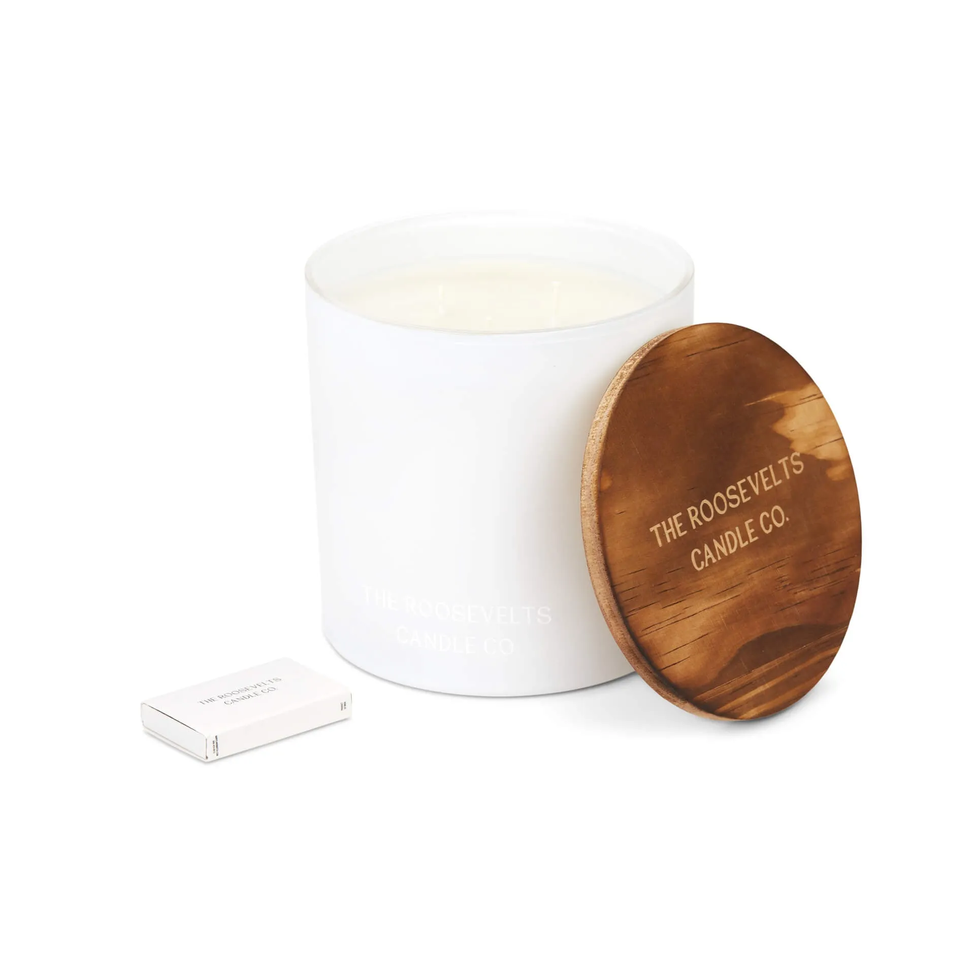 Everglades 3 Wick Candle - Citrus. Bamboo. Jasmine & Green Leaves.