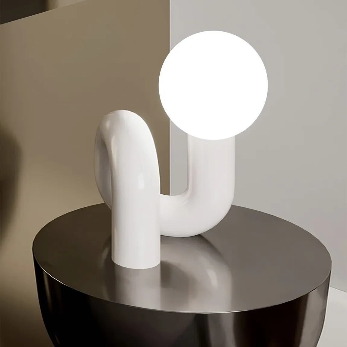 Modern Spiral Bedside Table Lamp - Quirky Whimsical Desk Lamp