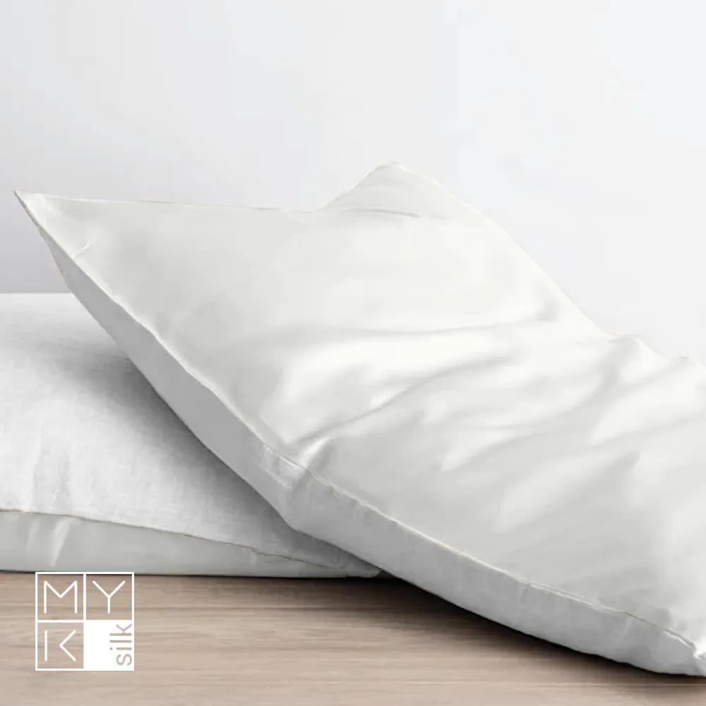 Natural Mulberry Silk Pillowcase with Cotton Underside (19 Momme)