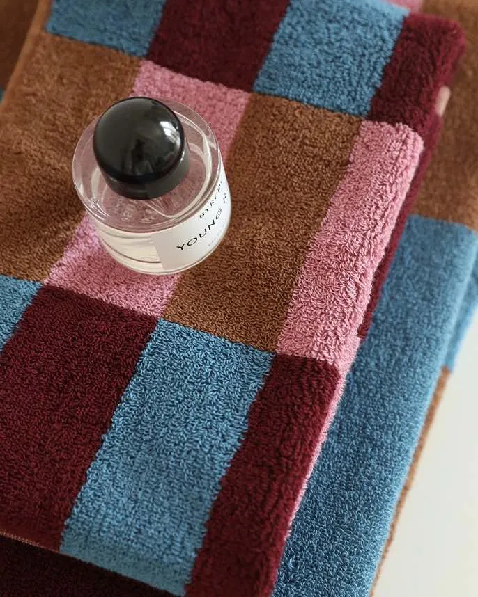 Rainbow Checkered Bath Towel. Soft 100% Organic Long-stapled Cotton