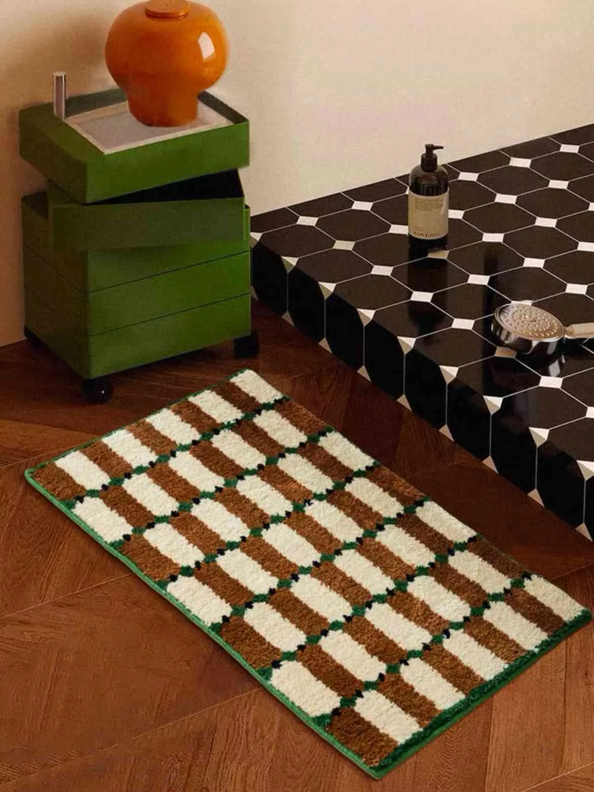 Retro Checker Bath Rug. Machine-washable. Ultra Soft & Absorbent
