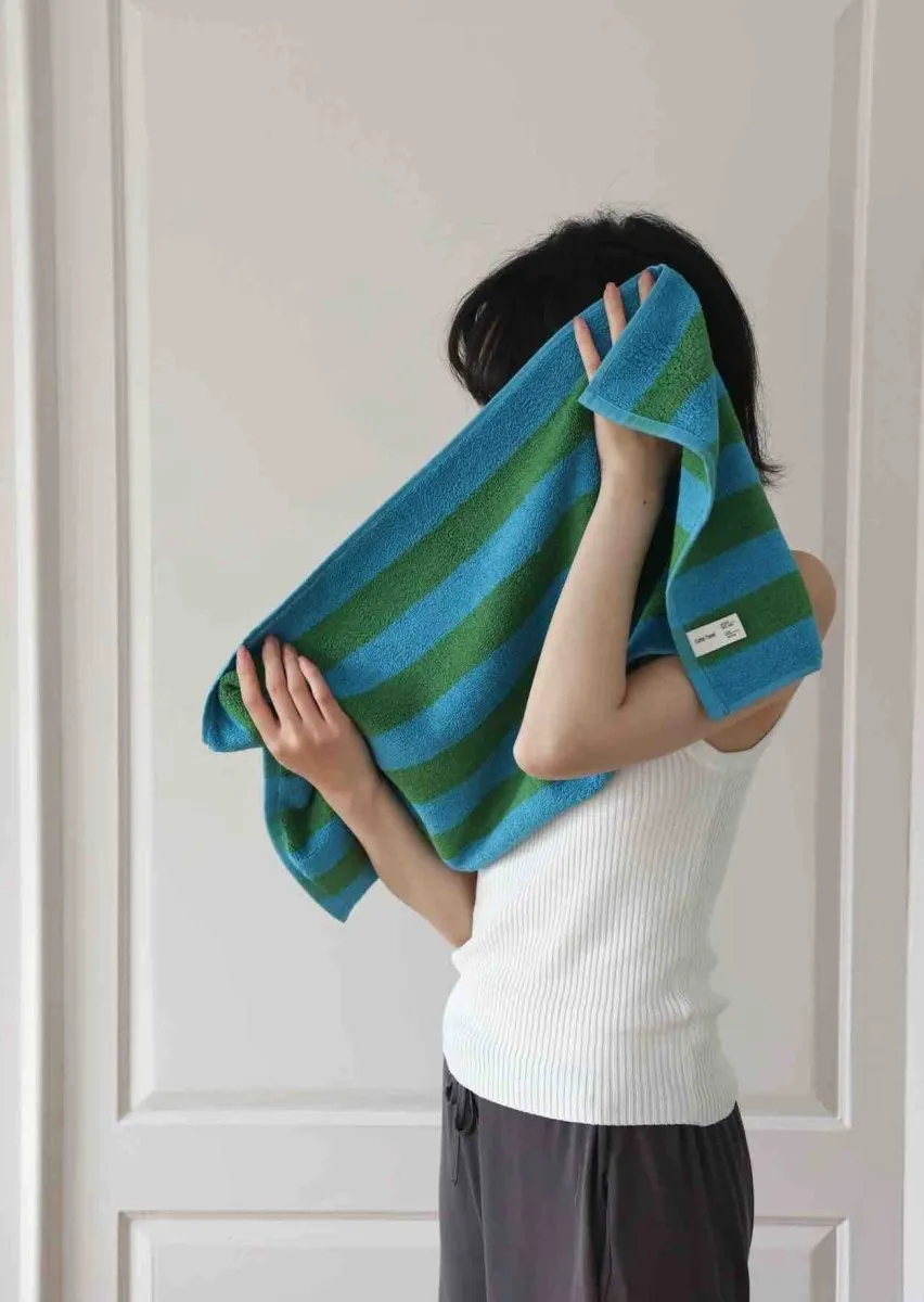 Ultra Soft Absorbent Retro Stripe Bath Towel - 100% Organic Premium Combed Cotton