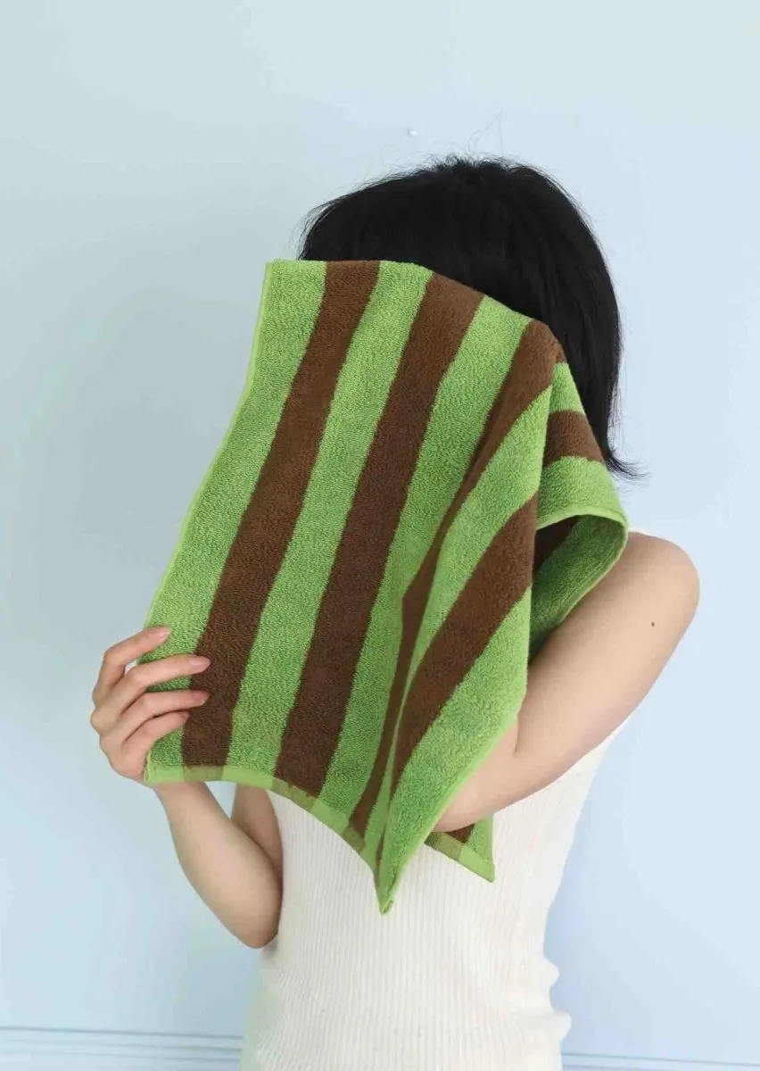 Ultra Soft Absorbent Retro Stripe Bath Towel - 100% Organic Premium Combed Cotton
