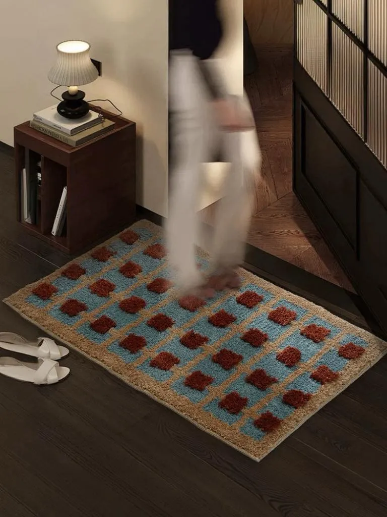 Ultra Soft Retro Bath Rug. Machine-washable. Absorbent Mat